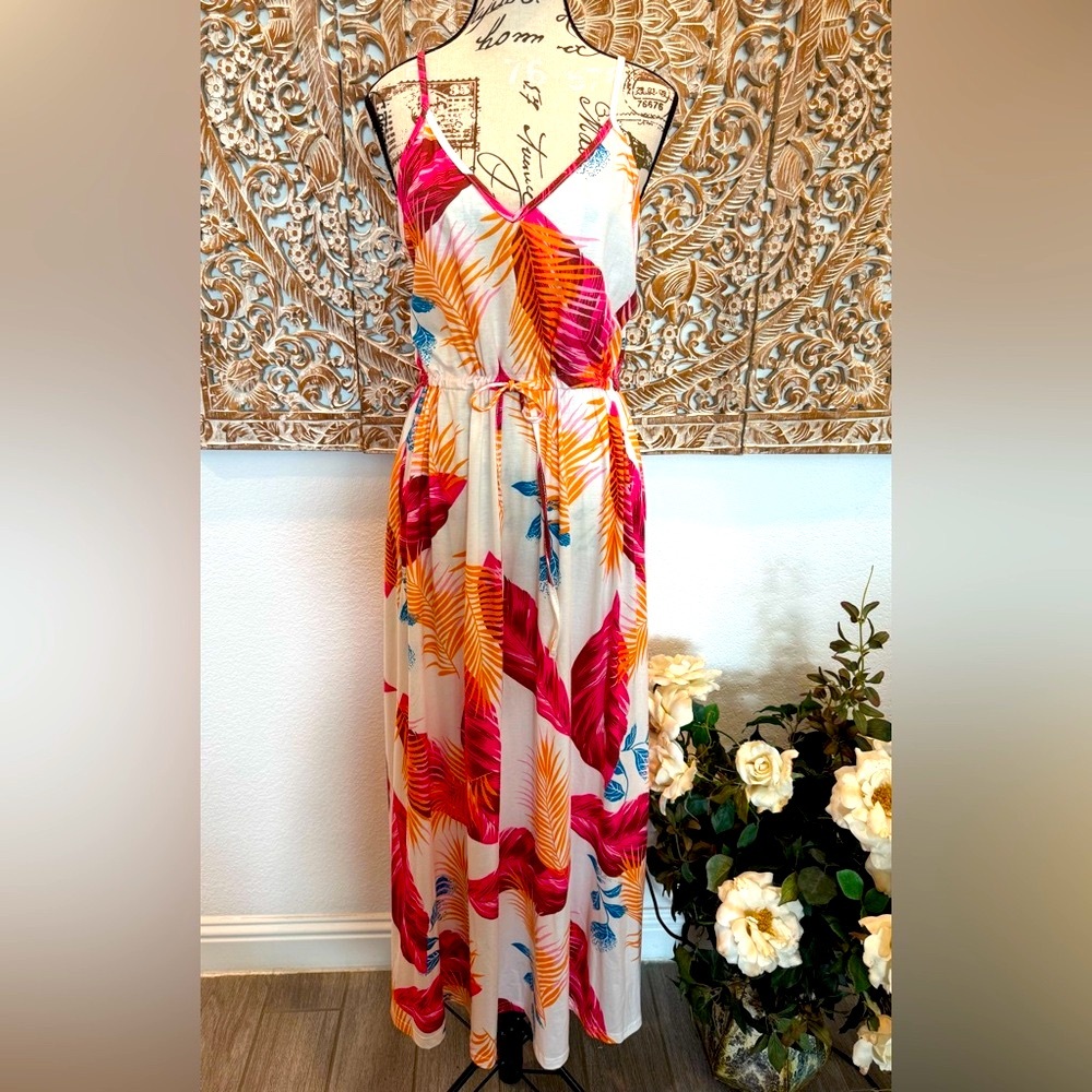 Husky Ary Halter Style Top, Tropical, Sleeveless, Maxi Dress- size L
